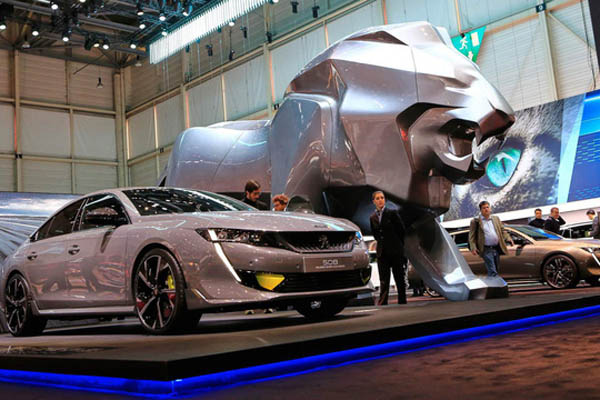 Peugeot bật đèn xanh cho 508 Sport Engineered đọ sức Toyota Camry TRD